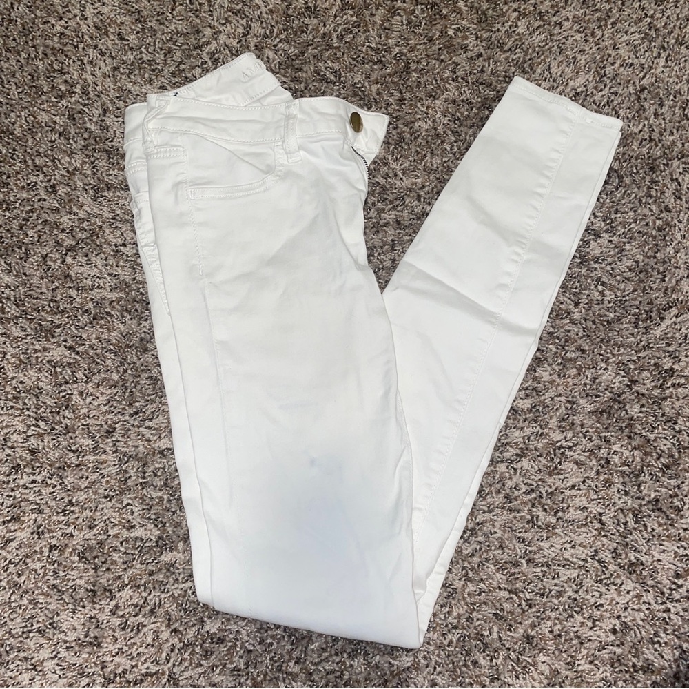 White American Eagle Jegging Extra Long Super Stretch